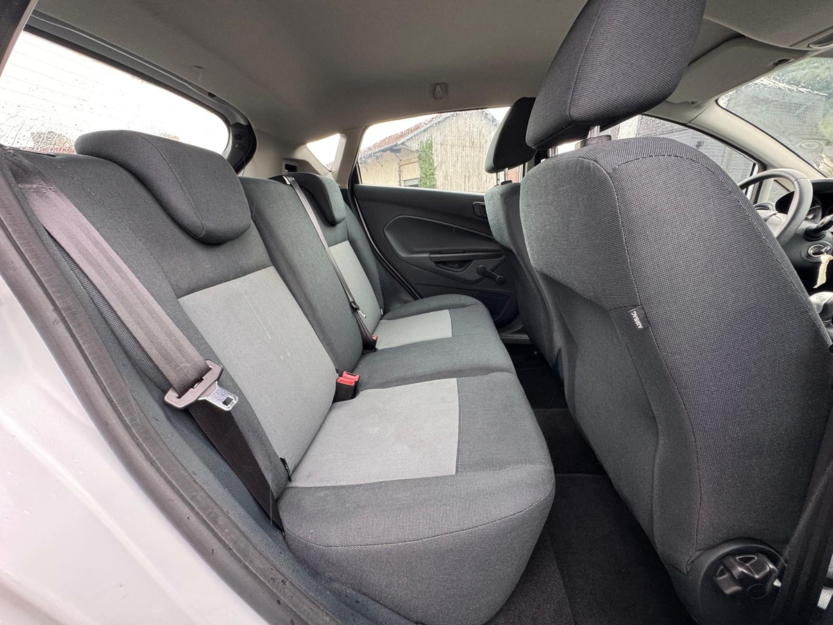 Ford Fiesta 1.25 82cv Ambiante Flexfuel (sans plomb / éthanol) - Garantie