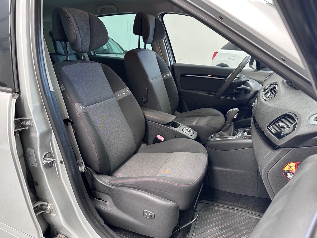 RENAULT Scenic III (3) 1.5 DCI 110 BOSE EDC