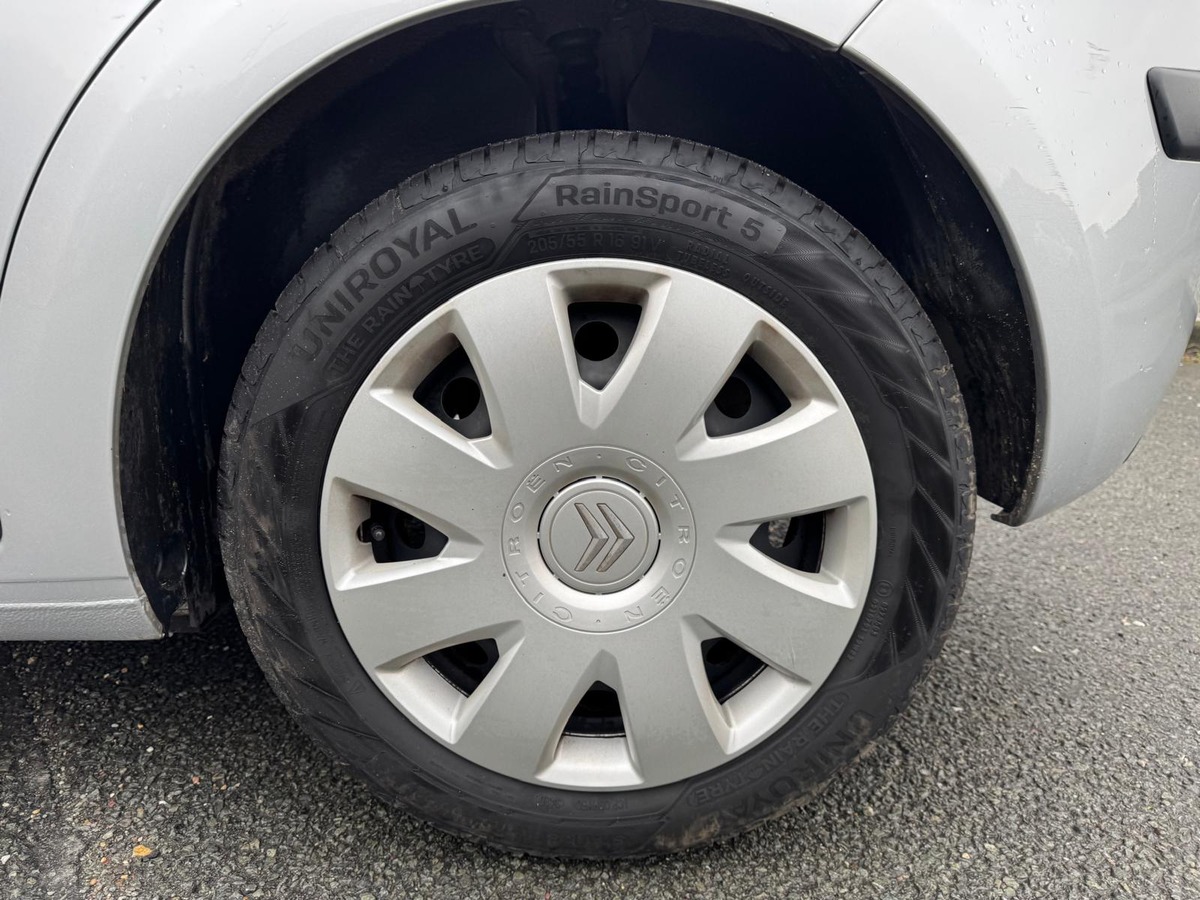 Citroën C4 1.4 Style - Révisée - Garantie