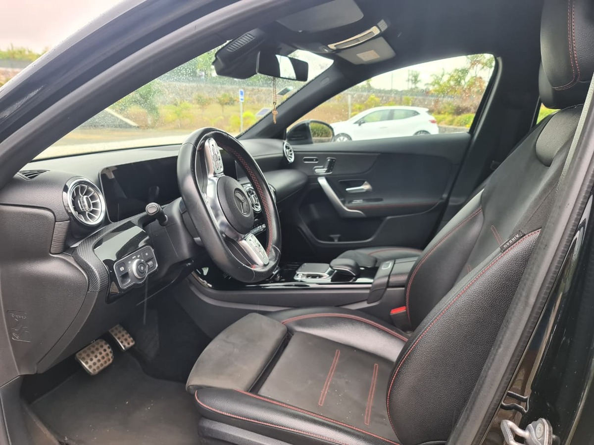 Mercedes-Benz Classe A A TROIS VOLUMES 1.5 A 180 D