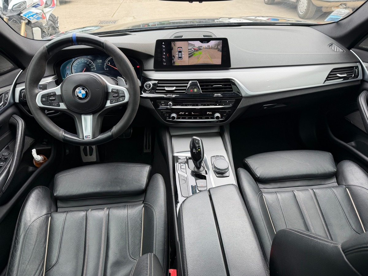 Bmw Série 5 G30 520D xDrive 190 ch BVA 8 M Sport Harman Kardon / Toit ouvrant / Caméra 360°