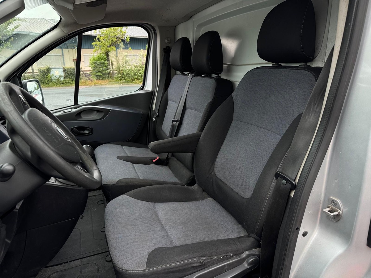 Opel Vivaro 1.6 CDTI 116 L2 H1 Attelage