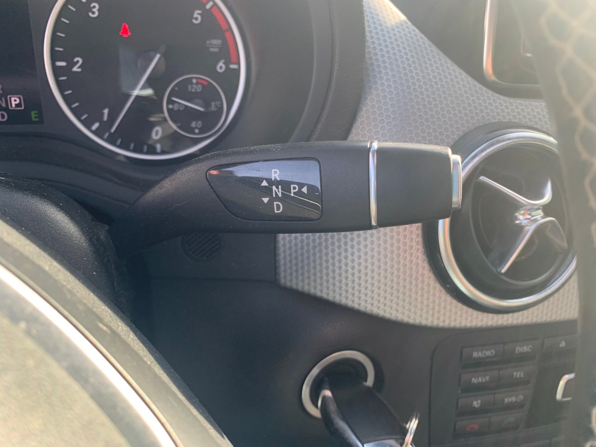 Mercedes-Benz Classe B 136 | Sport | Toit panoramique | Caméra recul | Régulateur | GPS | Attelage