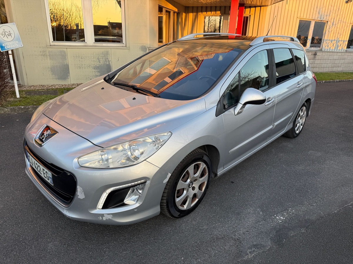 Peugeot 308 SW 1.6 e-HDI 115 CV active 7 places  crit2