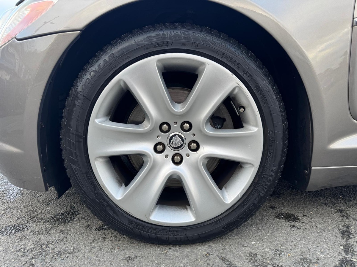 Jaguar XF 3.0 V6 Premium Luxury - Révisé - Garantie