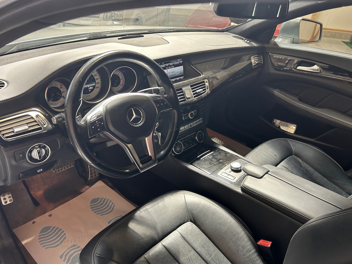 Mercedes-Benz CLS Shooting Break 350 CDi 3.0 V6 - VIDANGE OK - GARANTIE