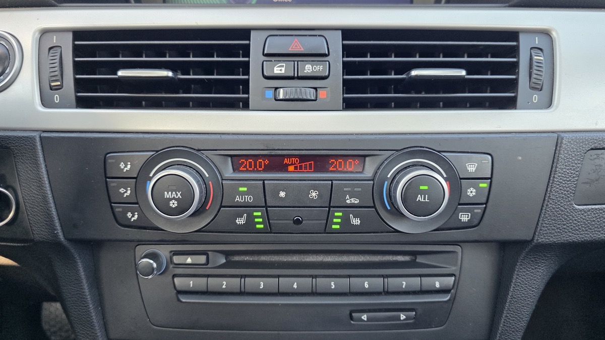 Bmw Série 3 E90 320d LCi Edition Executive (184 ch)