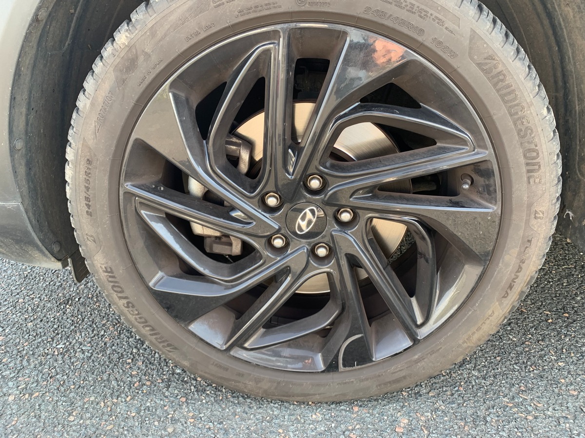 Hyundai Tucson 136 | 1.6 CRDI | Hybrid 48V | N-line Executive | Toit ouvrant panoramique | Attelage