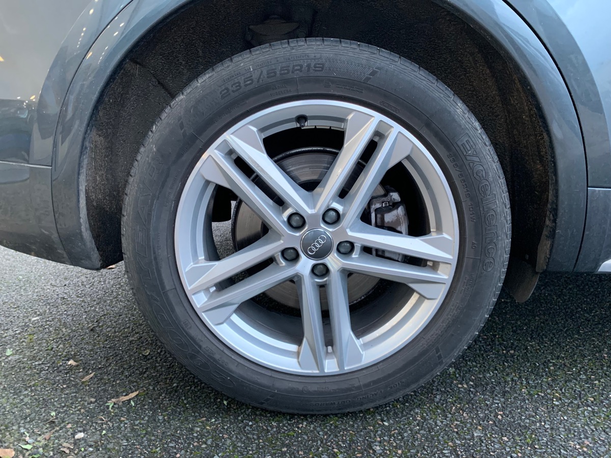 Audi Q5 190 ch | S-line | Virtual Cockpit | Caméra de recul | Coffre électrique | Attelage