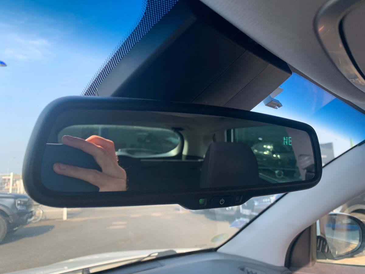 Hyundai Tucson 136 | Premium | Toit panoramique | Caméra recul | Siéges chauffants | Apple car Play