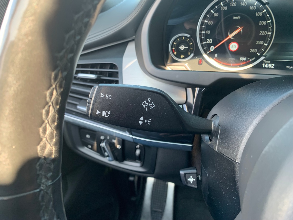 Bmw X6 380 | M | Toit ouvrant | Harman Kardon | Régulateur vitesse adaptatif | Attelage électrique