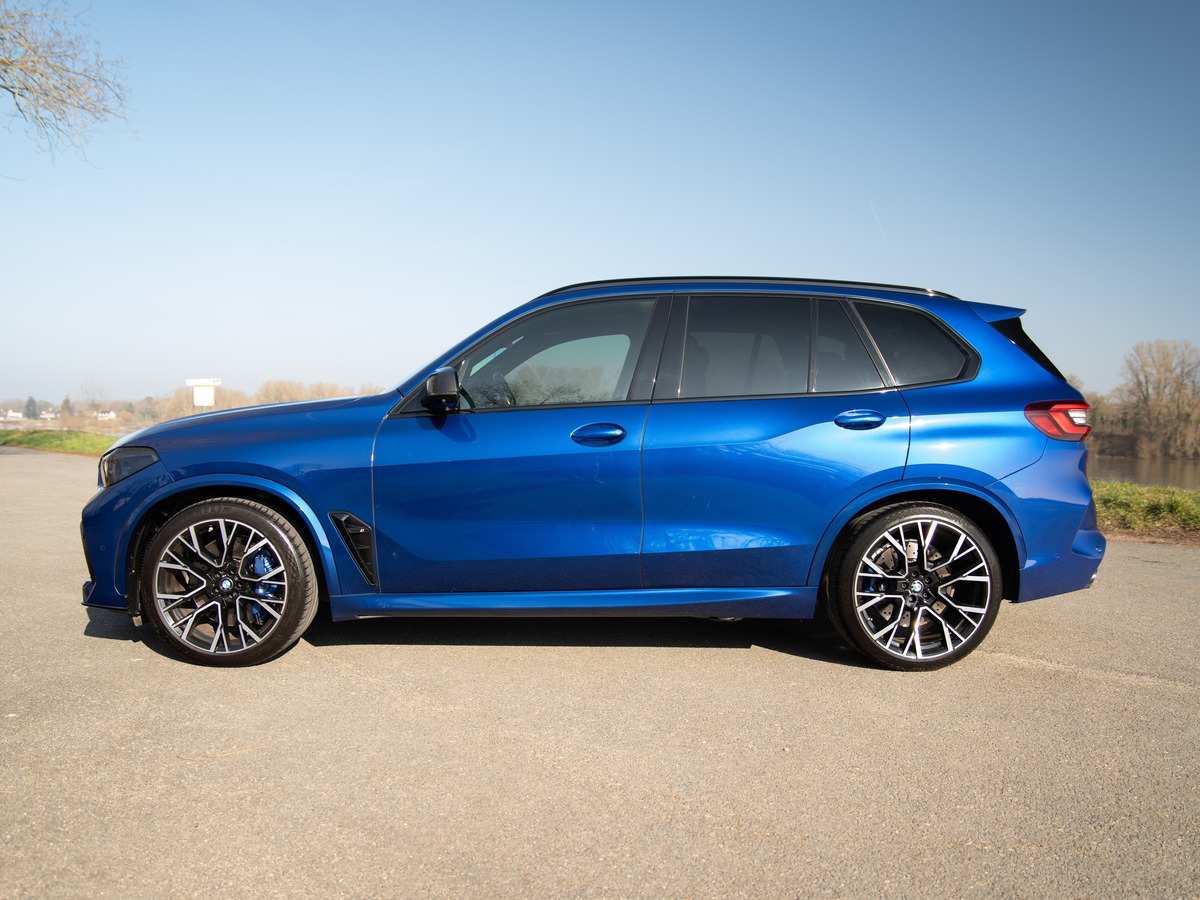 Bmw X5 M IV (F95) 625 ch COMPETITION BVA8 MARINA BAY BLUE FULL OPTON