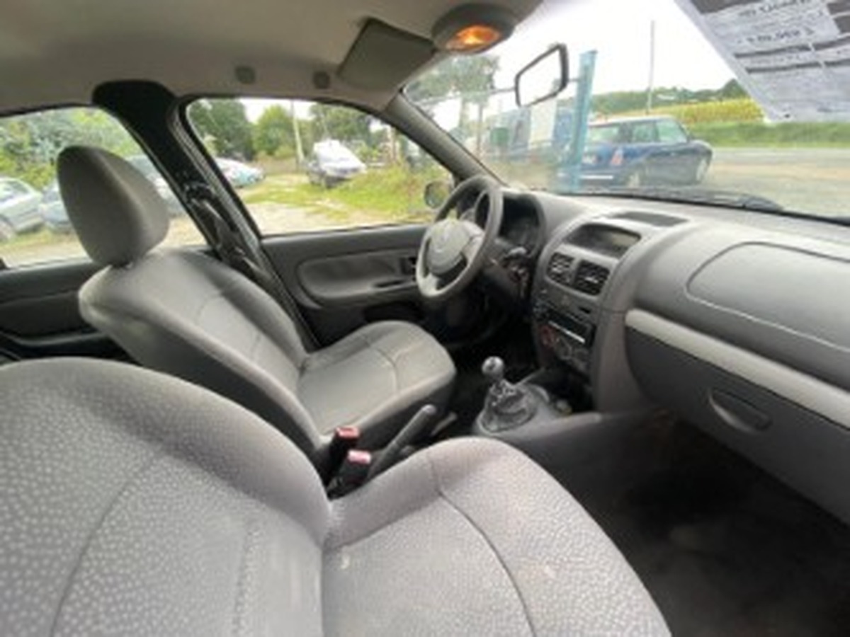 RENAULT Clio 1.2i 60cv campus  contrôle technique ok 