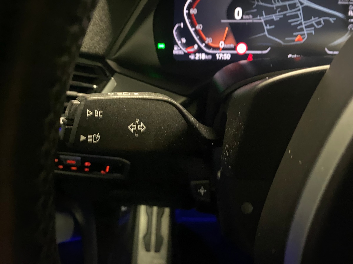 Bmw X5 G05 xDrive30d 265 ch BVA8 M Sport / TOIT OUVRANT / CAMERA 360 / APPLE CARPLAY