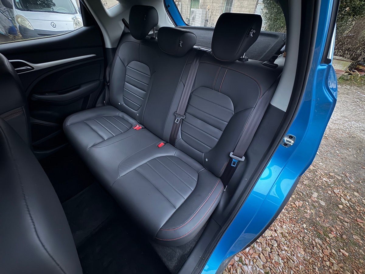 MG ZS 1.5 VTI 106 CH 2WD LUXURY