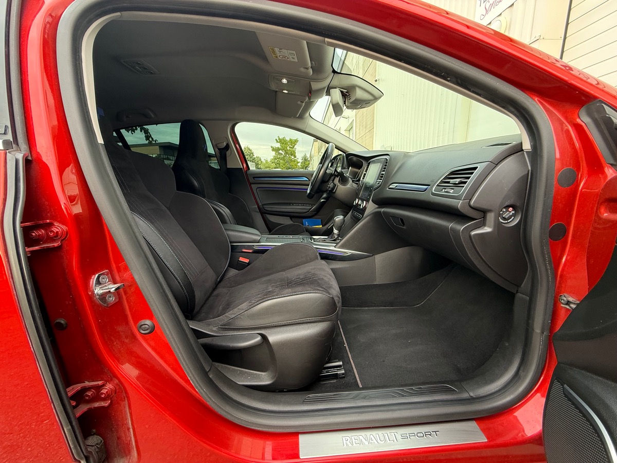 RENAULT Megane IV GT 1.6 TCE 205 EDC7