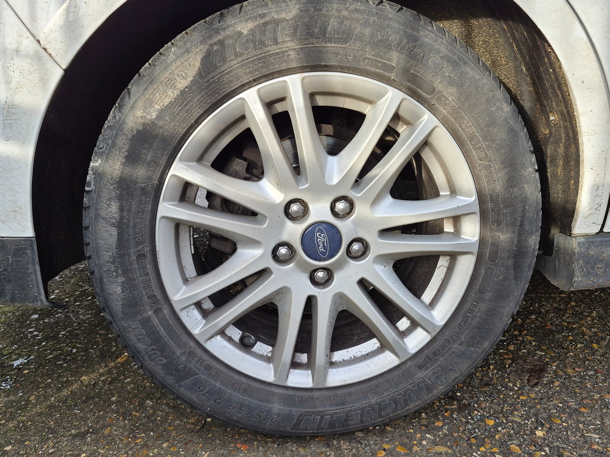 Ford C-max 1.0 ECOBOOST 125 TITANIUM