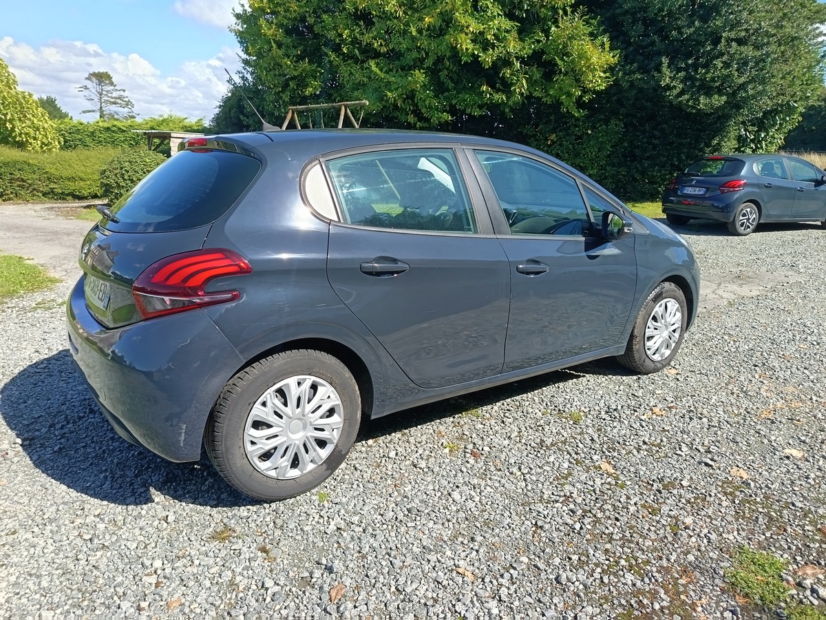 Peugeot 208 1.2L 68 CH ACTIVE Gtie 6 mois / Android Auto/ Gps