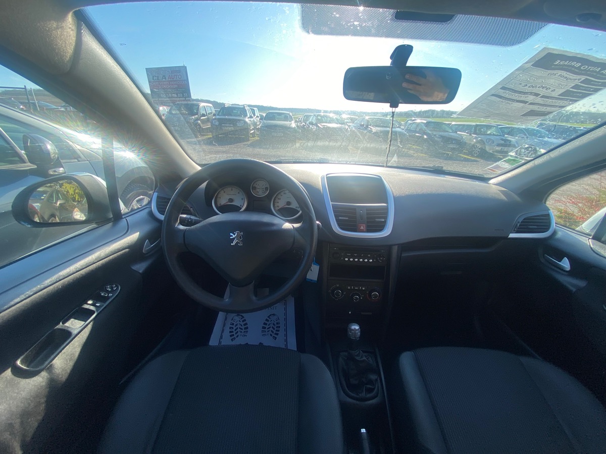 Peugeot 207 1.4 hdi 70cv 173255km de 2010