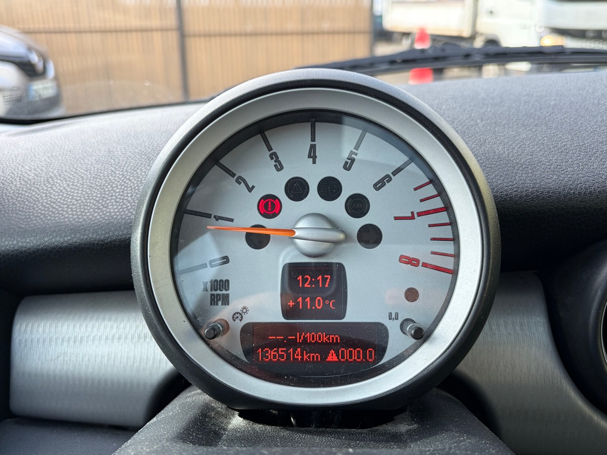 Mini Mini 2 (R56) Cooper S 1.6 i Turbo 175cv MOTEUR A CHAINE - TOIT OUVRANT - CLIM AUTO