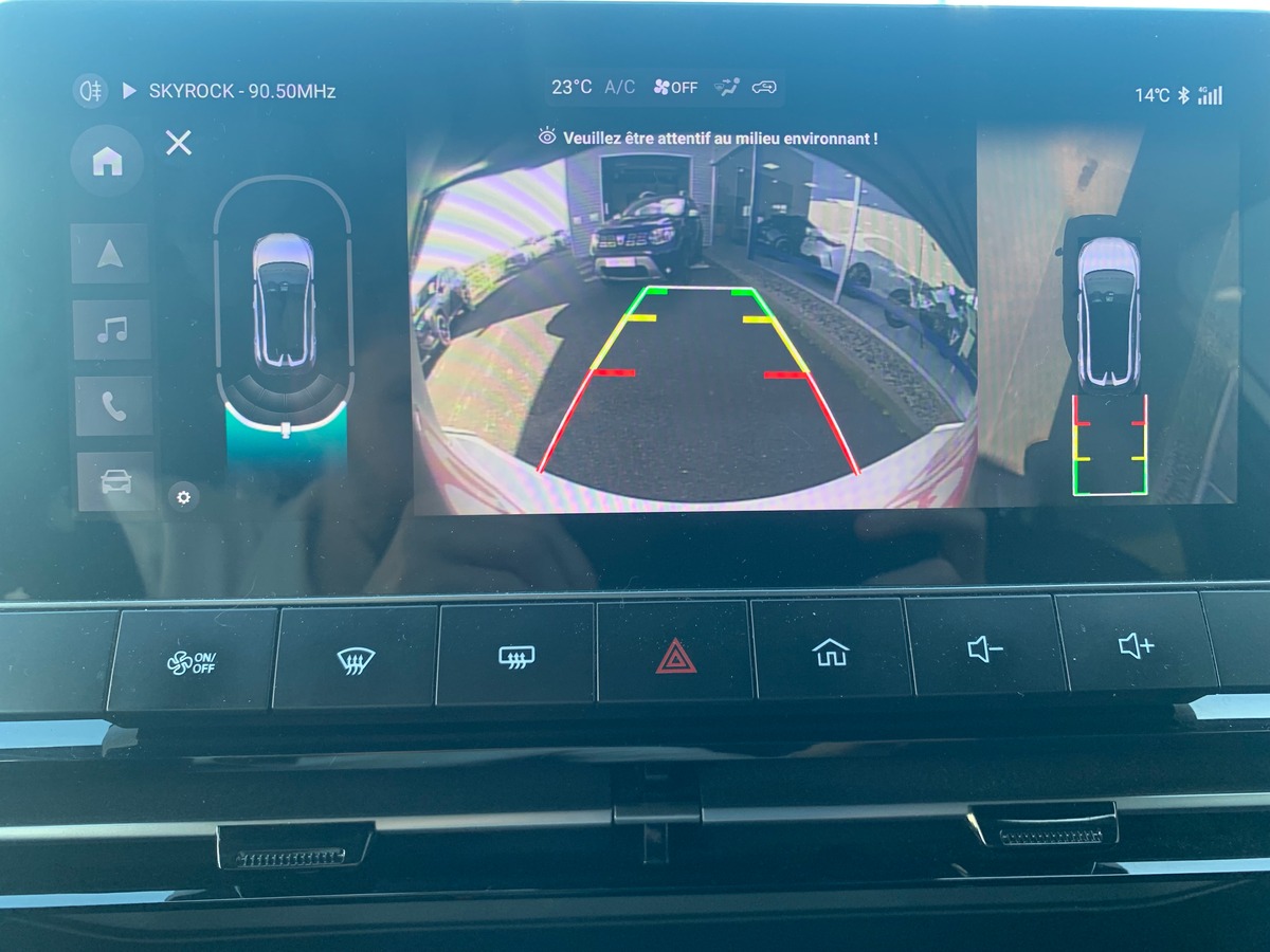 MG MG4 245 | 77 Kwh | Luxury | Apple car Play | Caméra | Siéges chauffants | Régulateur adaptatif