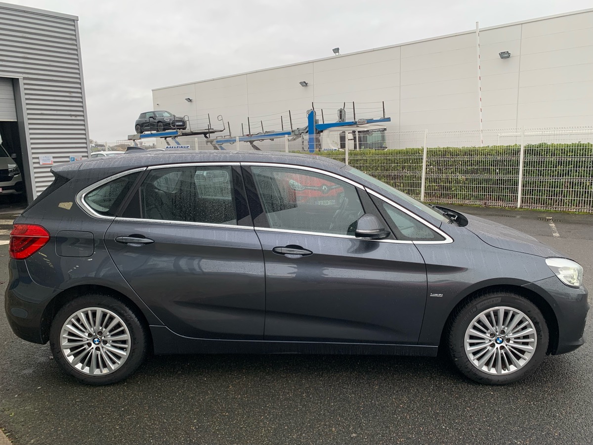 Bmw Série 2 ActiveTourer 136 ch | Luxury | Toit Panoramique | Démarrage sans clé | Hayon électrique