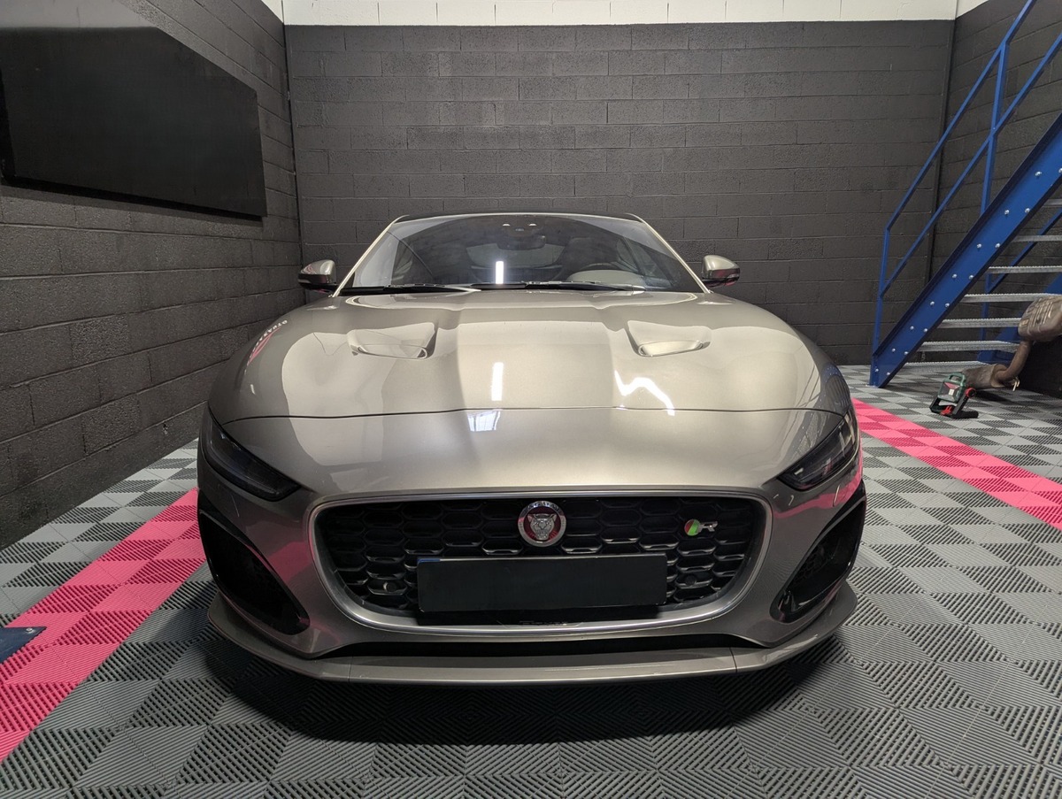 Jaguar F-TYPE R V8 5L 575 ch BVA8 AWD PAS DE MALUS