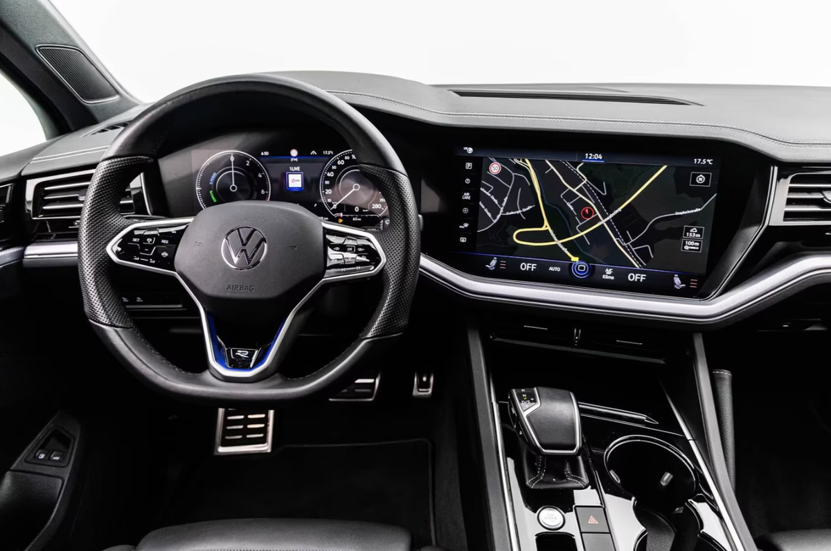 Volkswagen Touareg 3.0 TSI eHybrid 462ch R 4Motion BVA8/Toit ouvrant/Matrix