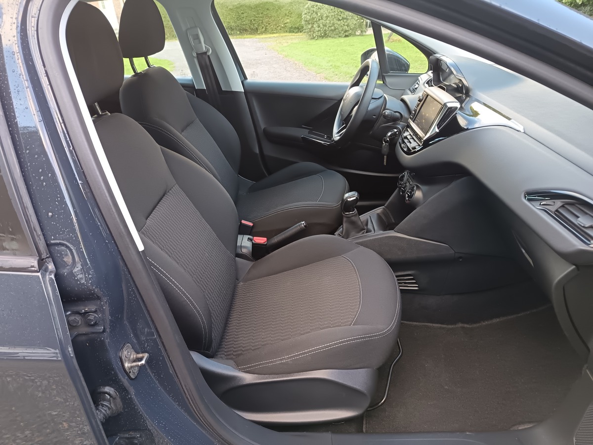 Peugeot 208 1.2 68 CH ACTIVE Gtie 6 mois/ Android Auto/ Gps