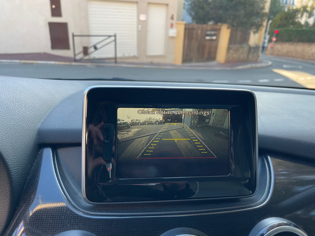 Mercedes Benz CLASSE B B 180 1.5 CDI 109 CV / KM Réel / Caméra de Recul / Intérieur Beige