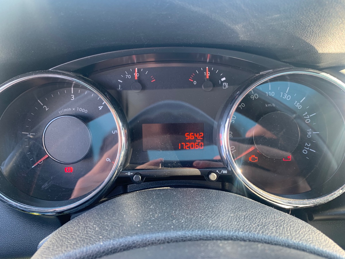 Peugeot 3008 115 ch | ACTIVE | GPS | Radar stationnement arriére | Toit Panoramique | Bluetooth