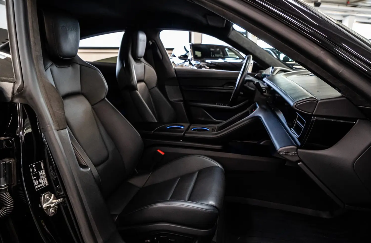 Porsche Taycan 680ch Turbo/Bose