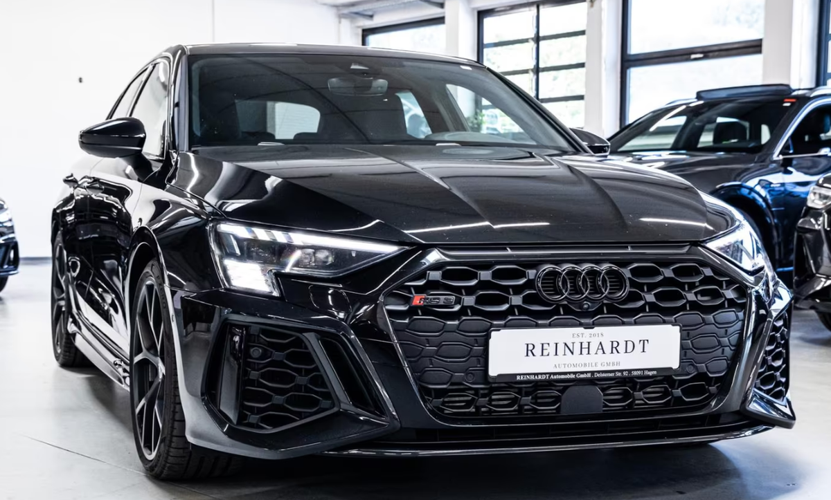 Audi RS3 Sportback IV 2.5 TFSI 400ch quattro S tronic 7 Bang&Olufsen Toit ouvrant Freins céramique