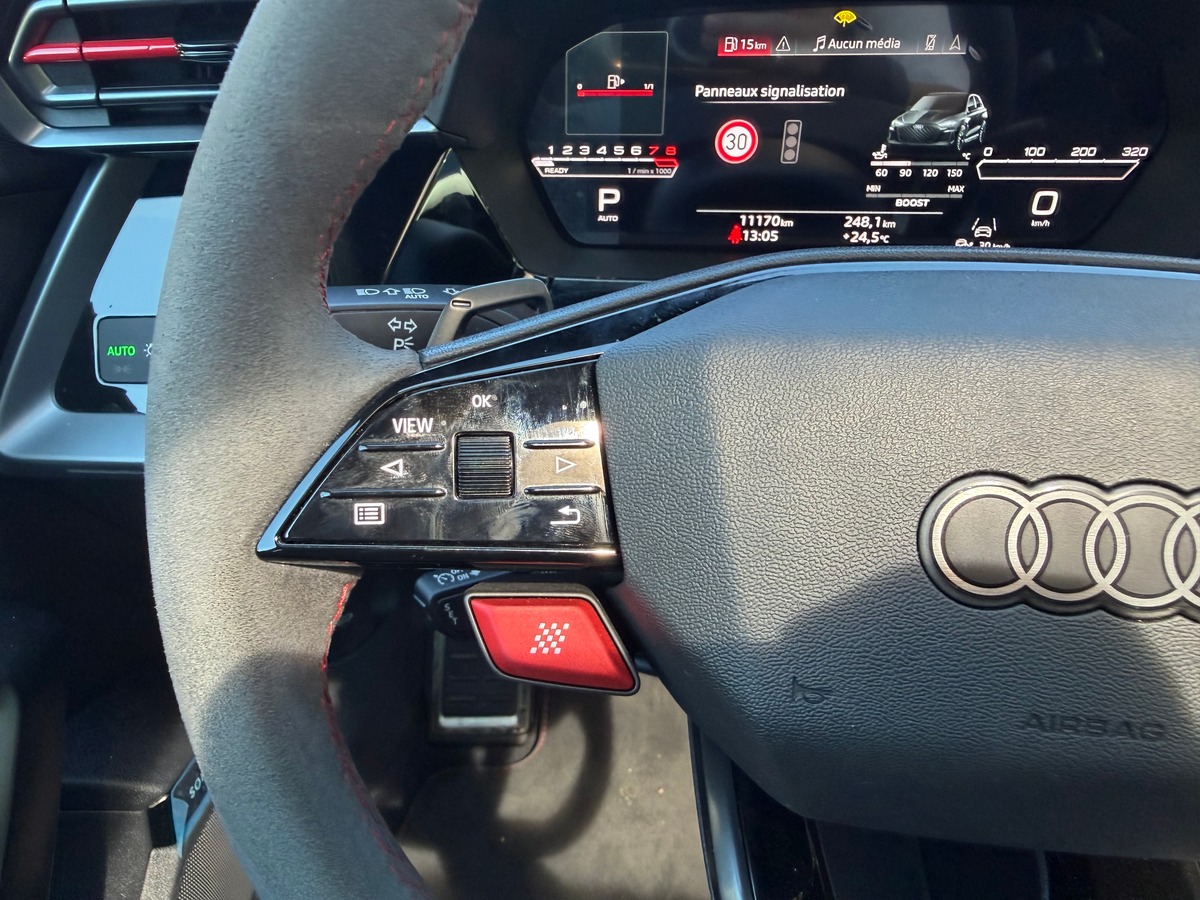 Audi RS3 Sportback 8Y2 Facelift 2.5 TFSI 400ch Quattro BAQUETS CARBONE / TOIT OUVRANT / SONOS 3D