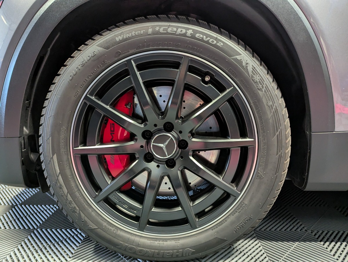 Mercedes Benz GLB AMG 35 4MATIC