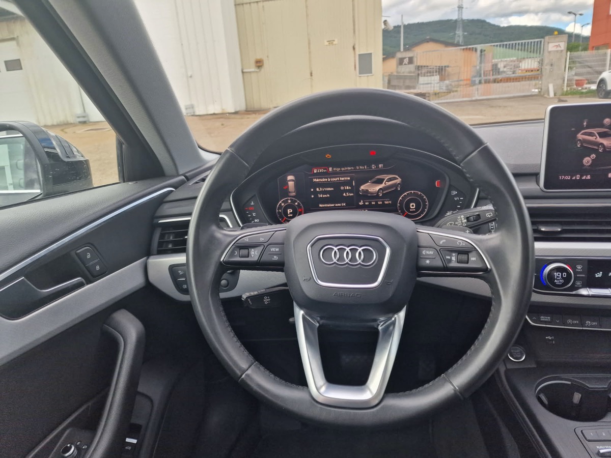 Audi A4 Avant SLINE 218cv 3.0 TDI QUATTRO, SUIVI COMPLET, TOIT OUVRANT, 4 ROUES HIVERS SUR JANTES