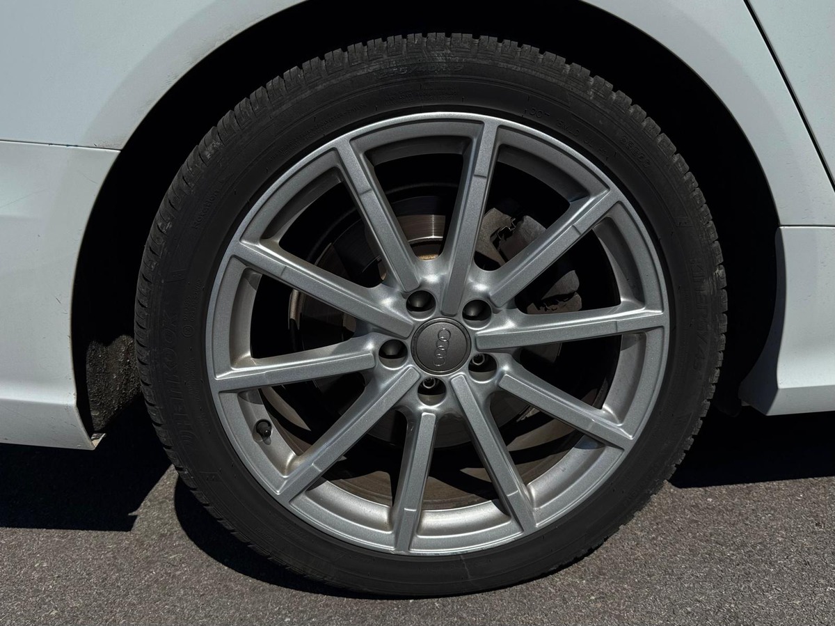 Audi A6 Avant Quattro 3.0 V6 TDI 272 AVUS S Tronic