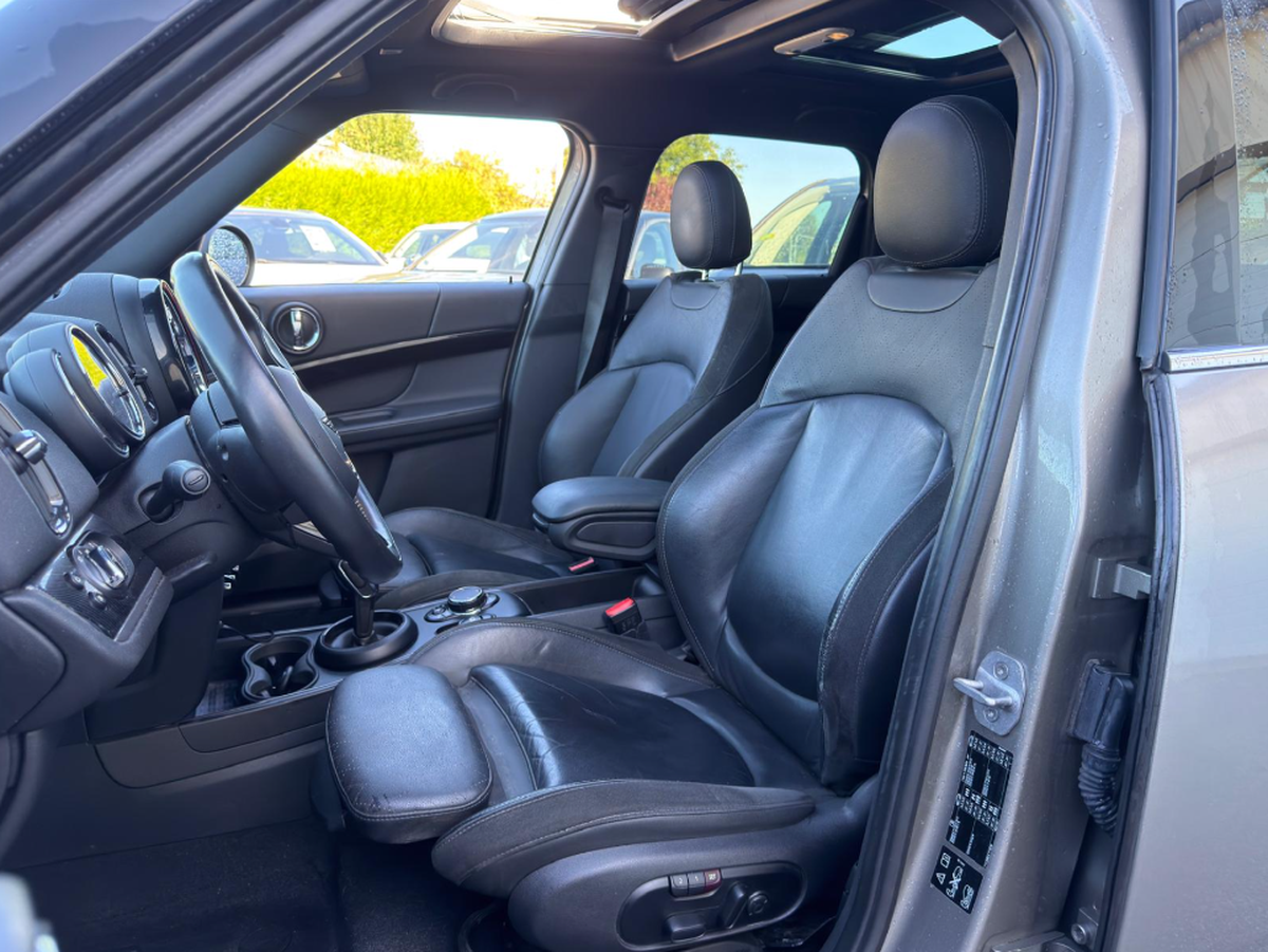 Mini Countryman SD Exquisite 190ch BVA All4 / CARPLAY / TOIT PANO / CAMERA / ACC / HARMAN KARDON