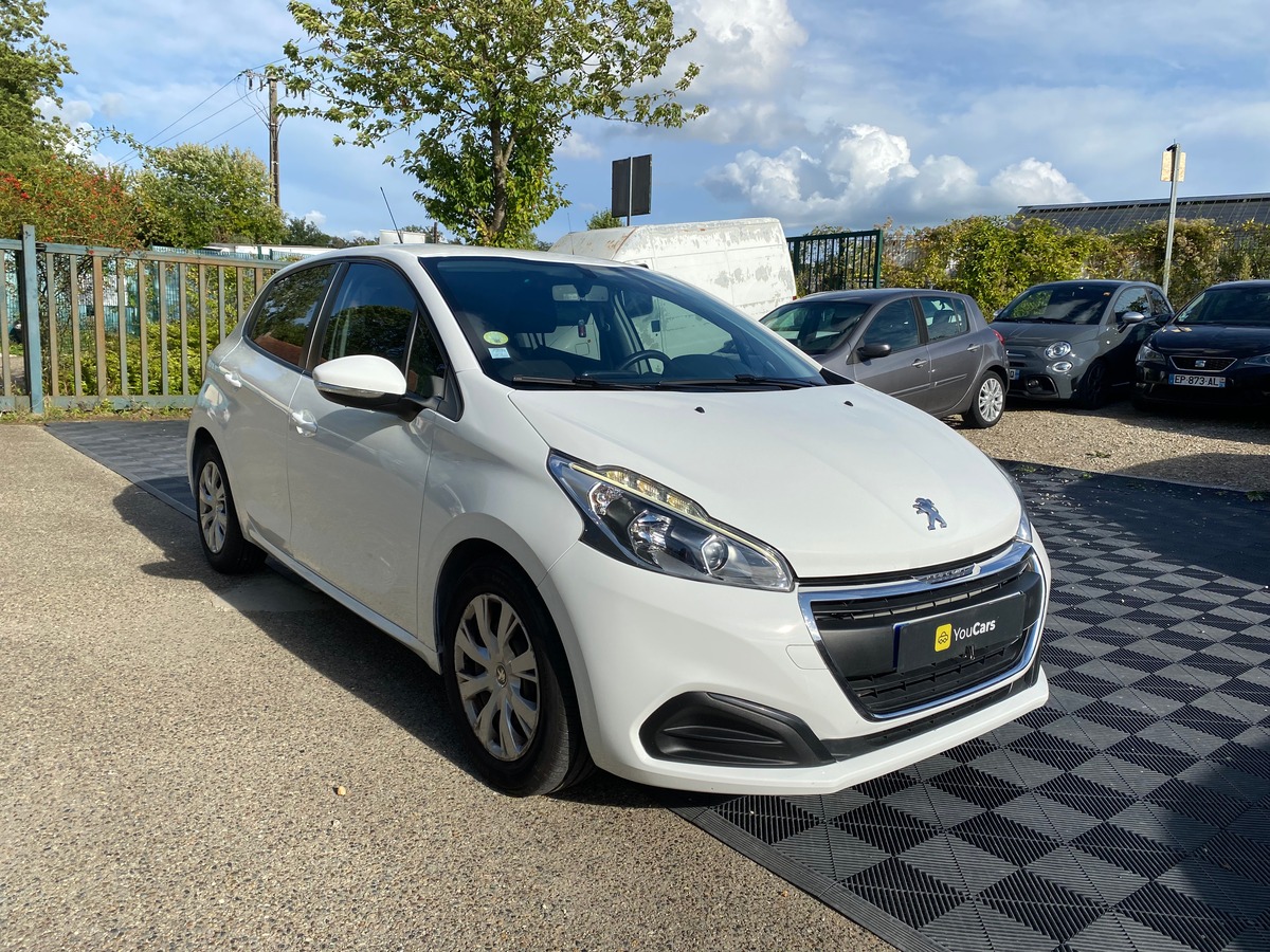 Peugeot 208 1.6 hdi 100 cv - IDEAL JEUNE PERMIS - RIEN A PREVOIR - REGULATEUR