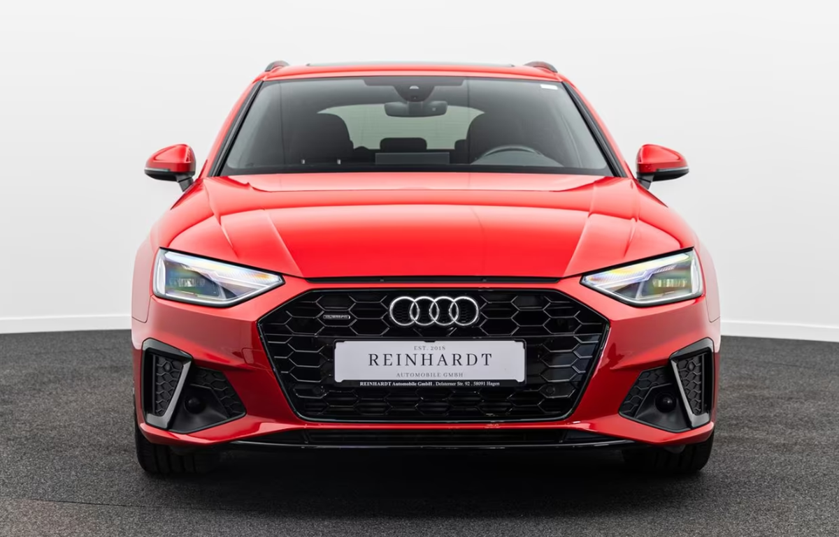 Audi A4 Avant V 45 TDI 231ch S line quattro tiptronic 8 Rouge Tango Toit ouvrant Cuir