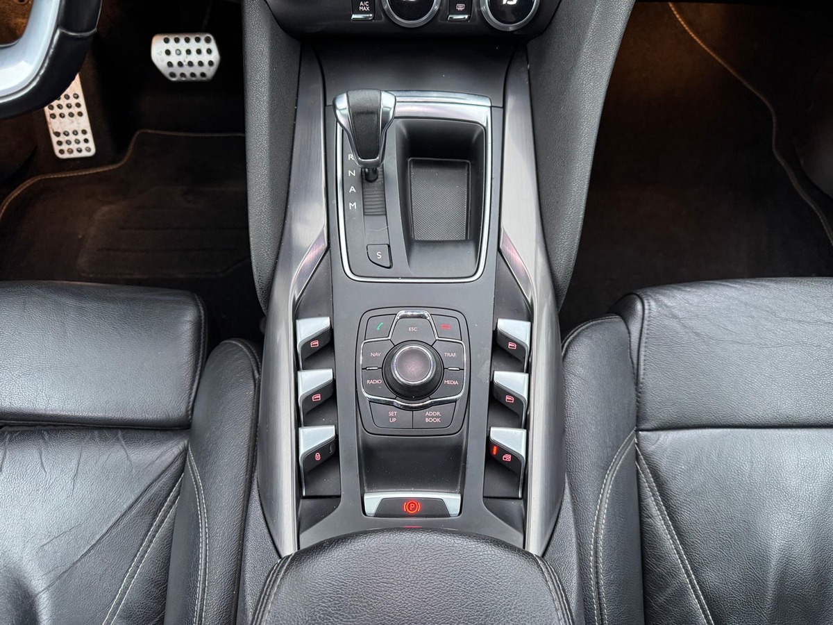Citroën DS5 1.6 e-HDi SoChic Boite automatique - Révisé - Garantie