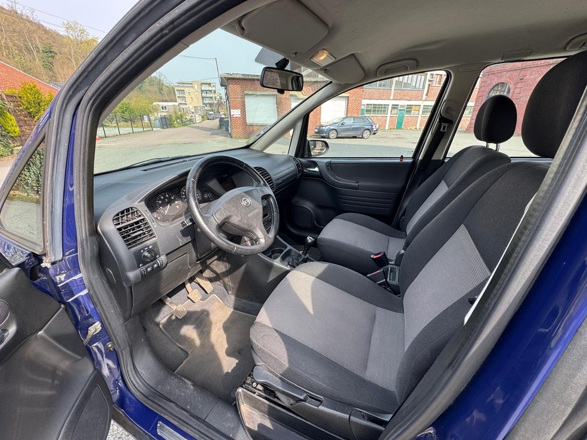 Opel Zafira 1.6 100- 7 places - Disneyland-Garantie