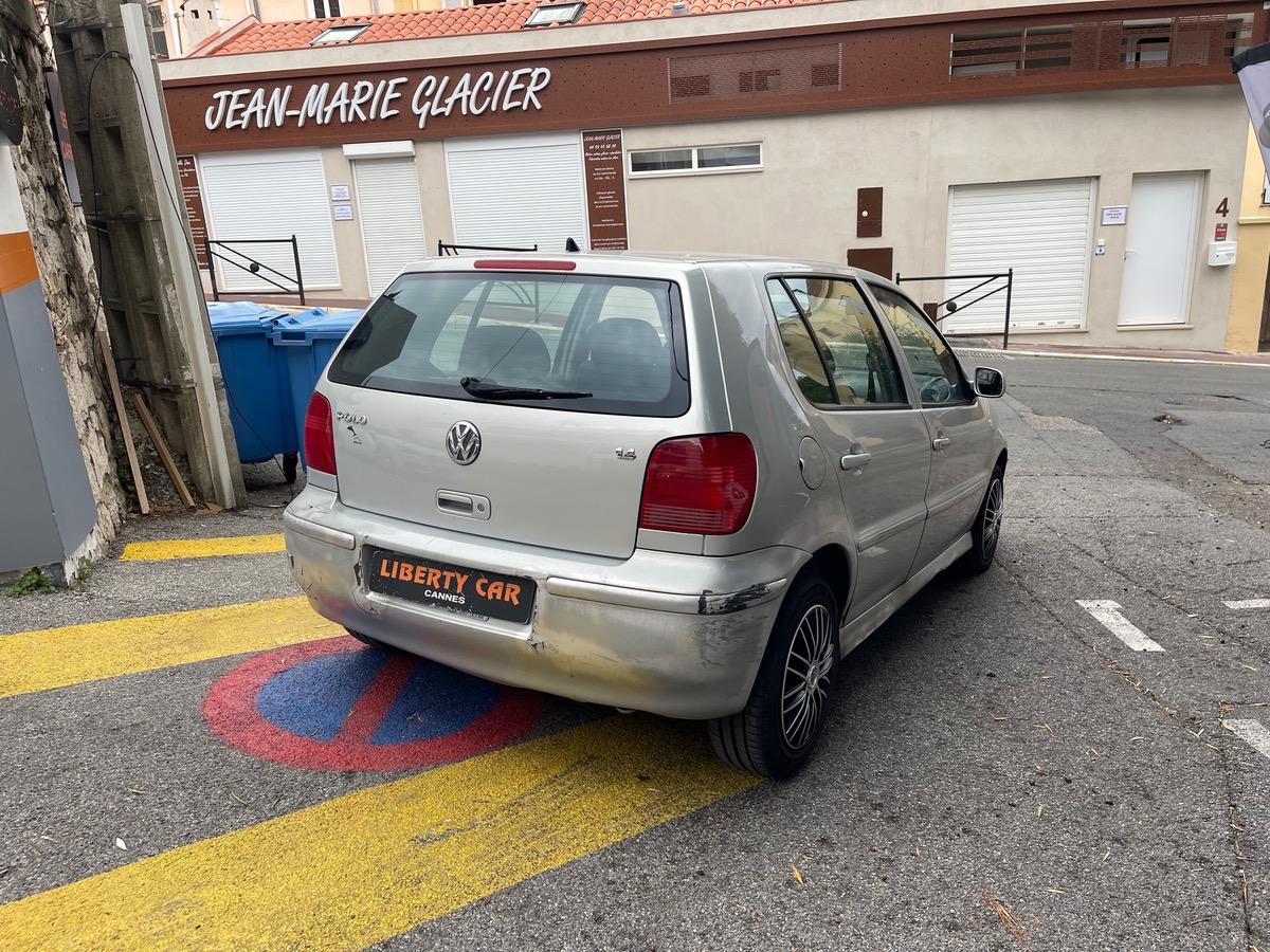 Volkswagen Polo 1.4 i 75 CV Phase 2 / Boîte auto / KM Réel / Clim / 5 Portes