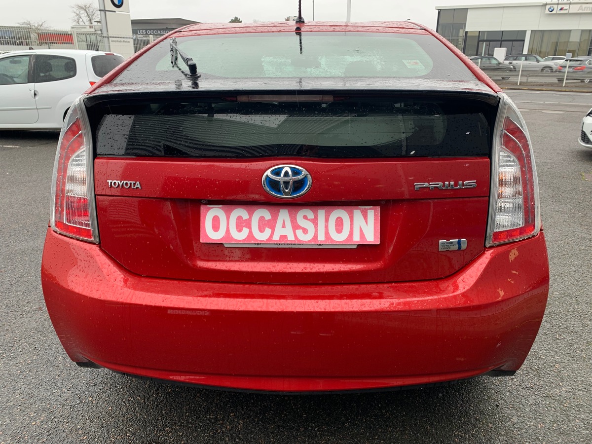 Toyota Prius 136 ch | Dynamic | Caméra de recul | Régulateur de vitesse | Climatisation