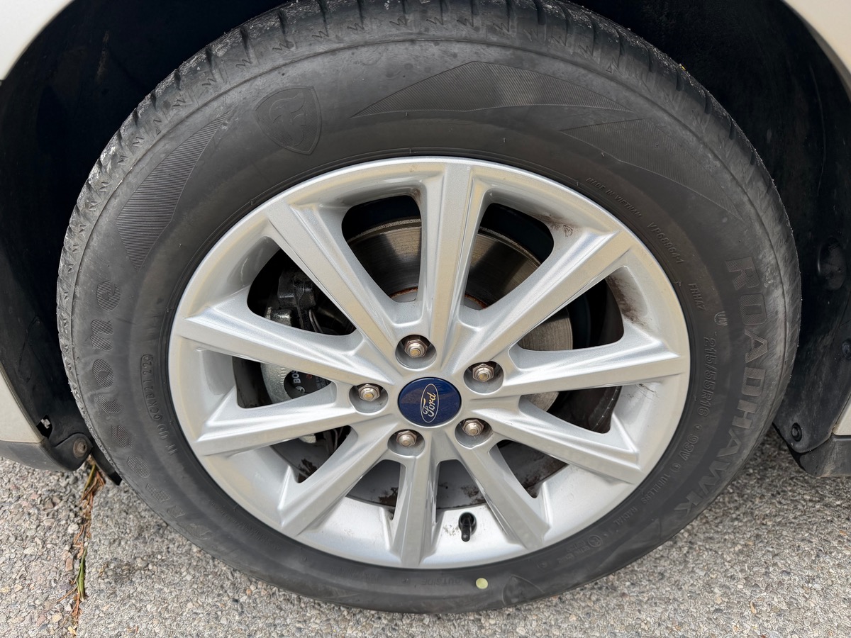 Ford C-max 1.5 TDCI 120 CV / Phase 2 / Toit Panoramique / KM réel / GPS / Titanium