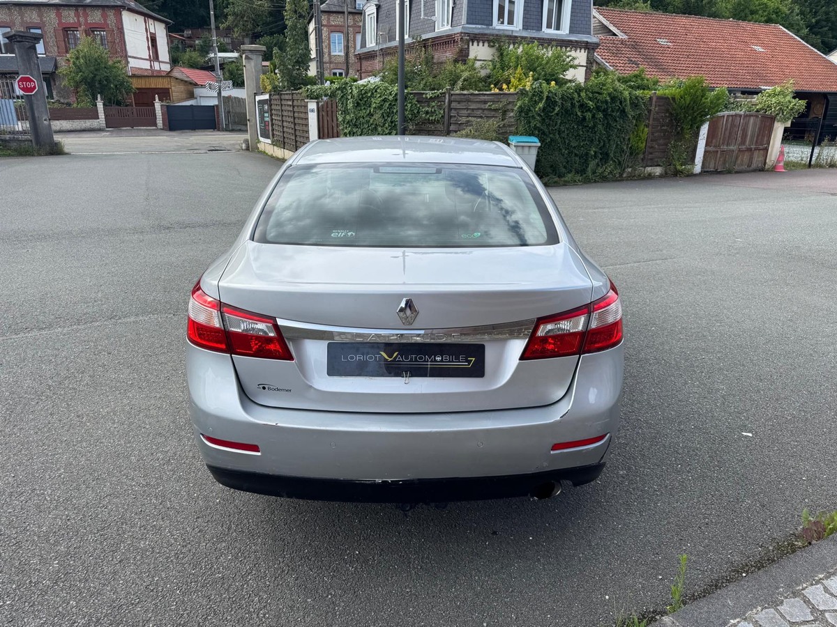 RENAULT Latitude 2.0 dci 150cv Business - garantie