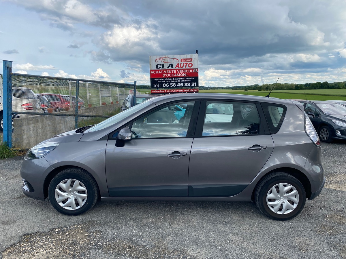 RENAULT Scenic III 1.5 dci 110cv 141090km 1ere main 