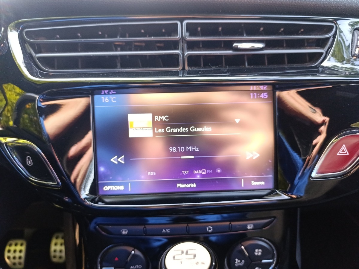 DS DS 3 THP 208 CV BVM6 PERFORMANCE