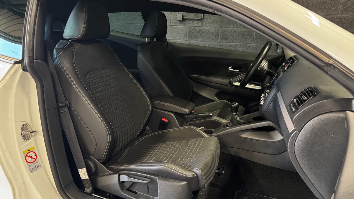 Volkswagen Scirocco 2.0 tdi Toit Panoramique