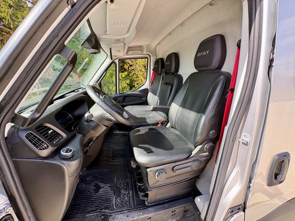 Iveco Daily 35 - 210 CH HI-MATIC -  TVA RECUPERABLE - FULL OPTION